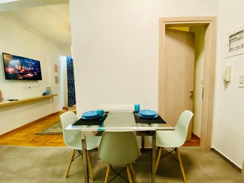 Antinoros Inn, Stylish apartment,3' to Metro