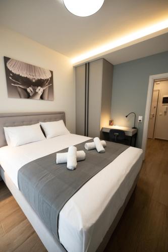 TalkAbout - Spacious 48 sqm - 3' to Metro - Next to Ippokrateio Hospital