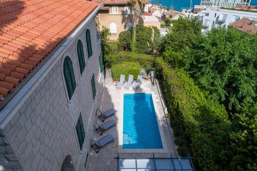 Stone Villa Majestic w Pool - Split Center