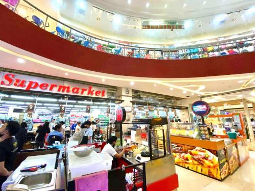 Pasar raya atau kedai lain di aparthotel ini atau berdekatan