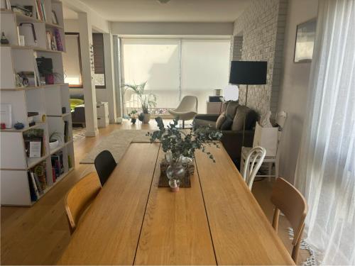 Bright and spacious apartment