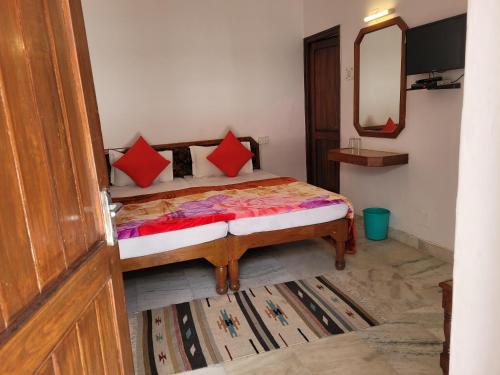 Katil atau katil-katil dalam bilik di Hotel Lakeside