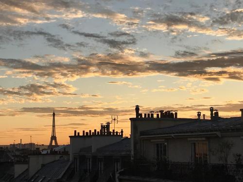 Fotografia z galérie ubytovania Loft avec vue sur Tour Eiffel v Paríži