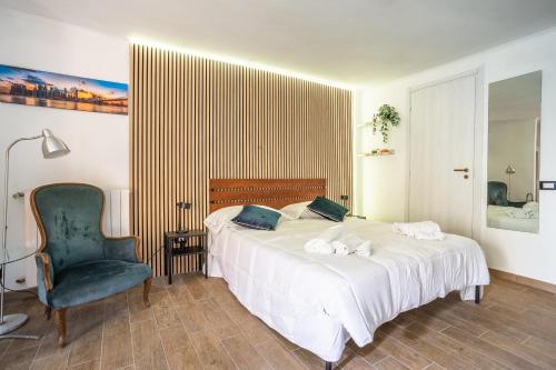 Una cama o camas en una habitación de -The rock- Garden and express train city center