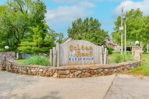 Gallery image of Tommy's Place with 27 Boat Slip and Lift in Osage Beach