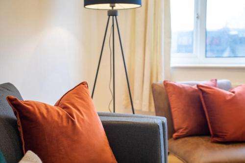 Гостиная зона в The Lodge Manchester Airport Free parking Wi-Fi