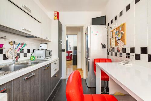 Comfortable apartment Via Appia - B