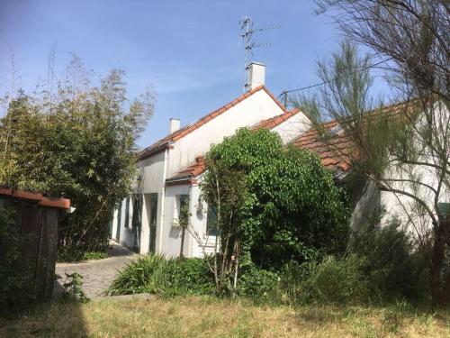 Maison Préfailles plein centre avec jardin