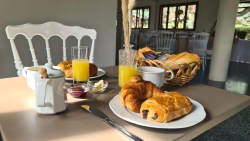 Đồ ăn tại/gần khách sạn