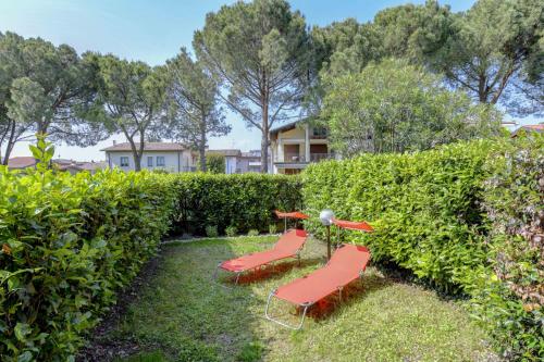 Κήπος έξω από το Breeze Apartment