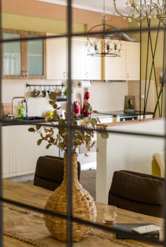 Φωτογραφία από το άλμπουμ του Kalendes home στους Νέους Επιβάτες