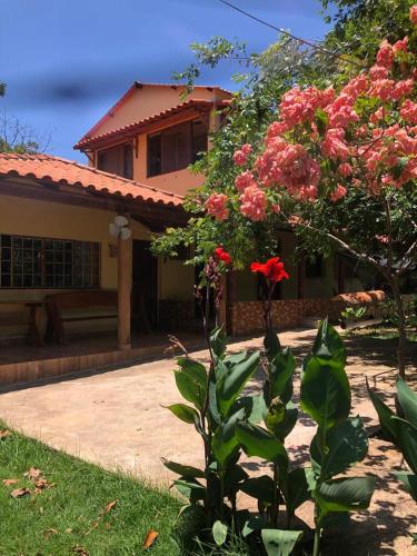 Taman di luar Chácara Aconchego