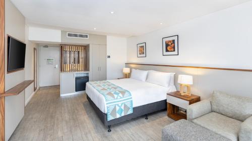 Ένα ή περισσότερα κρεβάτια σε δωμάτιο στο Holiday Inn Suva by IHG