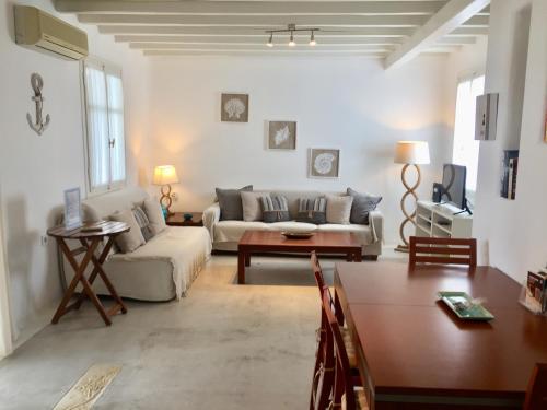 A seating area at Anthos House