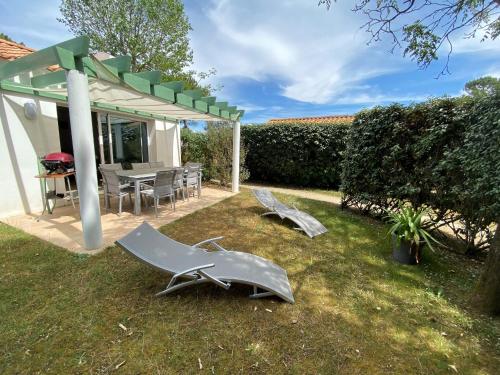 Maison spacieuse au cœur de la verdure, proche de la forêt, idéale pour familles et cyclistes - FR-1-323-520