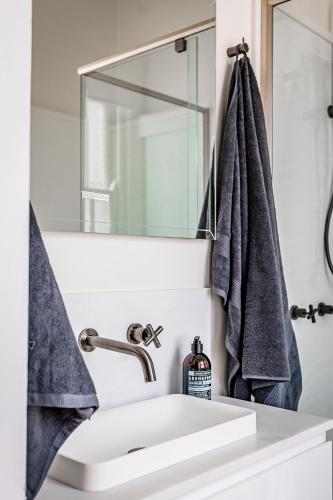 Un baño de Fox House Scone - Apartment 2