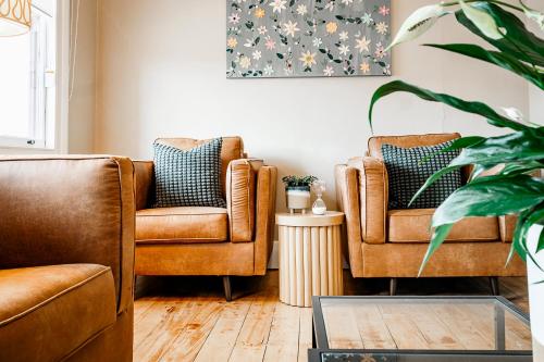 Un lugar para sentarse en Fox House Scone - Apartment 2