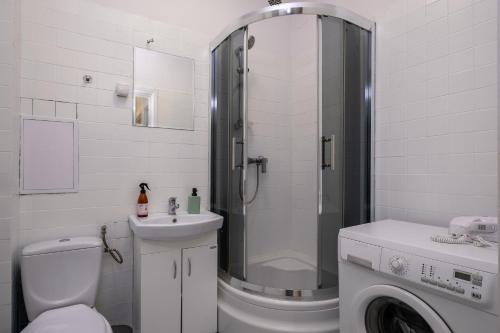 Phòng tắm tại 22 Gdynia Centrum - Apartament Mieszkanie dla 4 osób