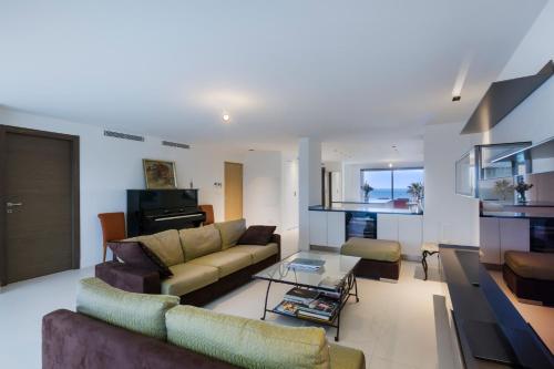 Apartment Lara Light apartment with an incredible view