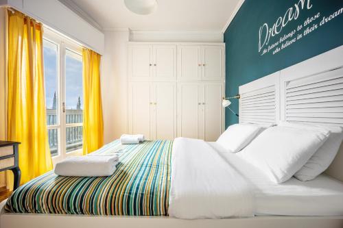 Stunning Acropolis View from a Sunny Renovated Apartment