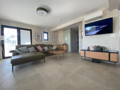 Luxury Villa "SREĆA"