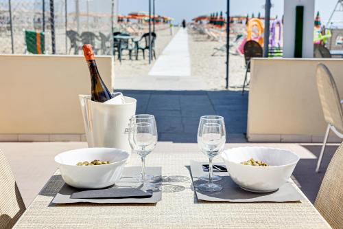 Nápoje v ubytování Hotel Gadames - Lunch on the Beach