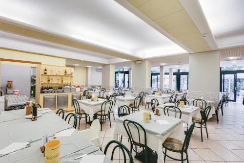 Foto dalla galleria di Hotel Gadames - Lunch on the Beach a Cervia