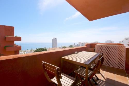 Estepona Town Apartment EDDIE
