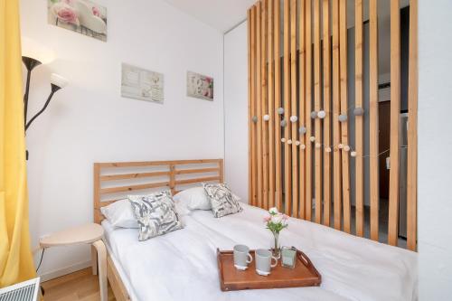 Cosy Ariańska Apartment for 2 in Cracow Center by Noclegi Renters