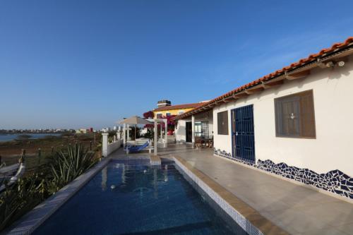 Piscina de la sau aproape de L' Ancora - Room With Exclusive Pool And Terrace