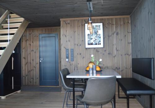 Gambar di galeri bagi Pow Panorama - High standard Mountain home di Sogndal