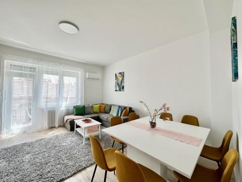 Brand New DobHouse 2BDR 2BTHR 1072 Budapest, Dob utca 46. kép - 3