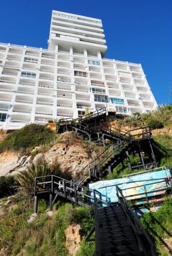 Sesimbra Beachfront Apartment - Direct Access