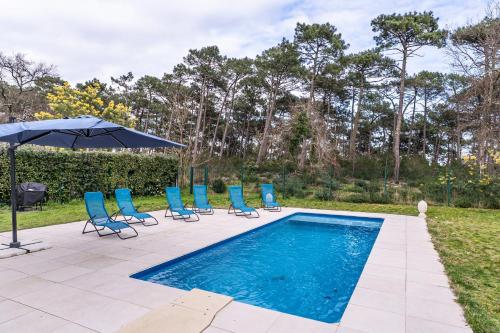 Face aux pins - Villa familiale piscine golf