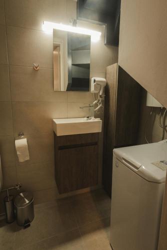Empyrean Loft by Nexus, next to Martiou metro and bus station, 10 mins from city center