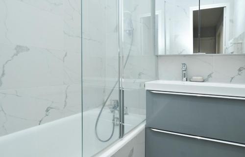 -Votre nid familial parisien - Batignolles