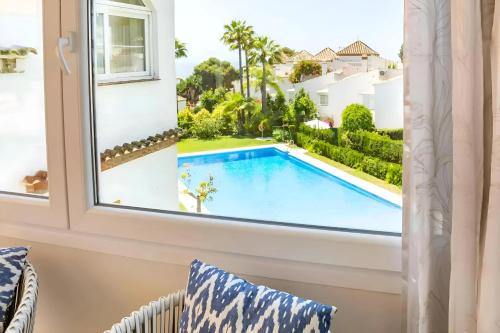 The Marbella Beach House - 4min Walk to the Sea