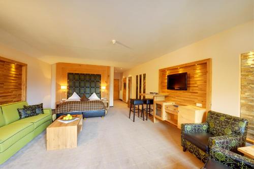 Μια τηλεόραση ή/και κέντρο ψυχαγωγίας στο Hotel Chalet Das Alpenschlössel