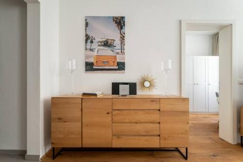 1BR Oasis with Easy City Access by HM