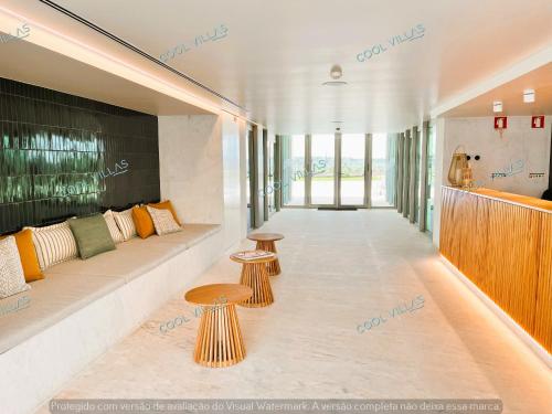 Χώρος καθιστικού στο BeachFront Apartment - 4 pax - swimming pool