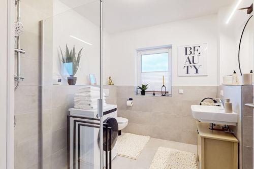 Ένα μπάνιο στο Ferienwohnung in Schwielowsee