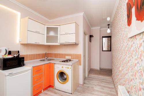 Kuchyň nebo kuchyňský kout v ubytování MiMi Rent & Lev Tolstoi Apartaments