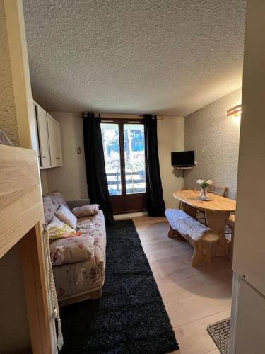 Charmant studio Risoul 1850