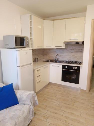 Dapur atau dapur kecil di Art Village Residence