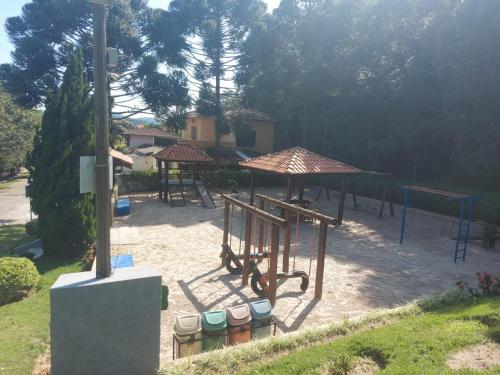 Herní místnost nebo prostor pro děti v ubytování Chácara (Condomínio Portal dos Nobres- Atibaia/SP)