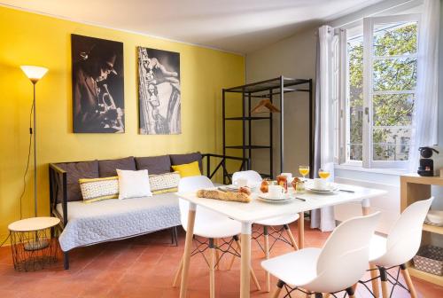 Centre Palais des Papes B3 Clim - 123avignon