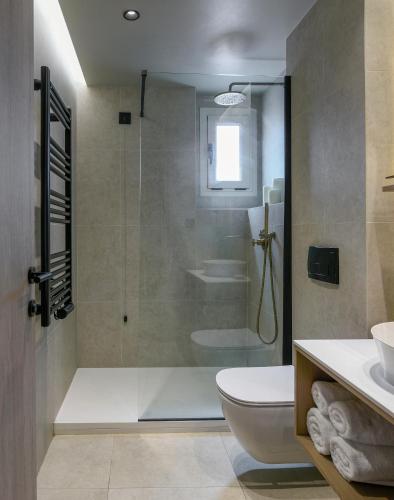 Bilik mandi di Arcadion Hotel