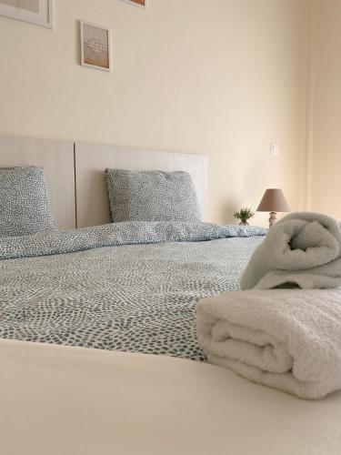 Postel nebo postele na pokoji v ubytování Faros Axd Downtown Hostel