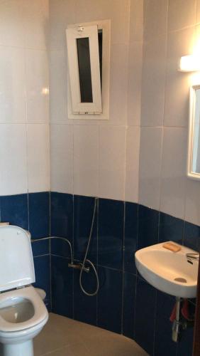 Gallery image of شقة لقضاء عطلة مميزة بمدينة الفنيدق Apartment for a special holiday in Fnideq in Riffiene