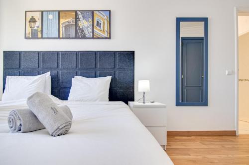 Old Town 2BR 50m Ocean w/ AC Wi-Fi Parking Terrace